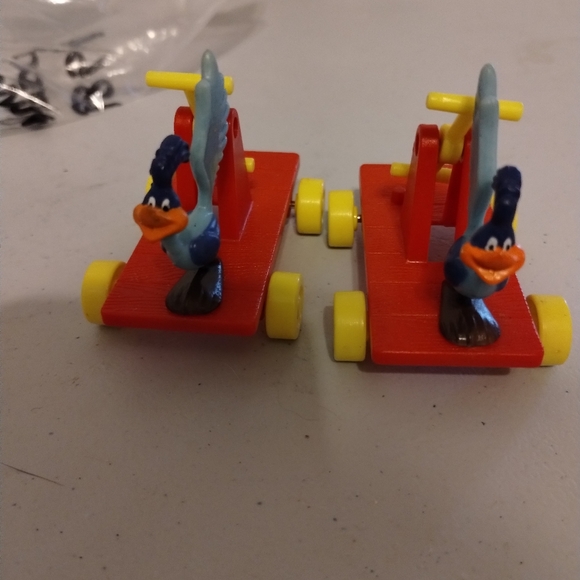 1989 McDonald's roadrunner toy - Picture 1 of 3